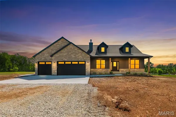 114 Hickory Heits Court, Moscow Mills, MO 63362
