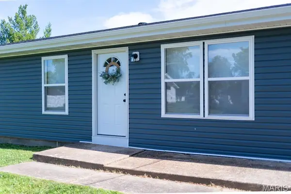 816 W Jackson Avenue, Owensville, MO 65066