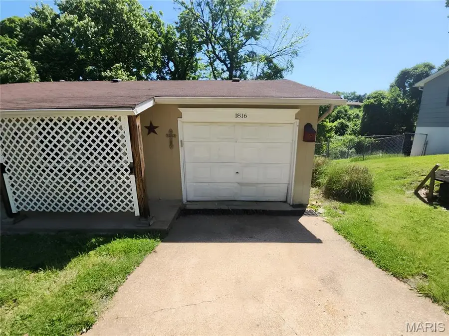 1816 West Drive, High Ridge, MO 63049 - #3