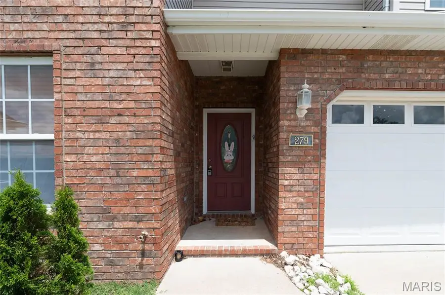 279 Carmel Valley Way #C, Saint Robert, MO 65584 - #3