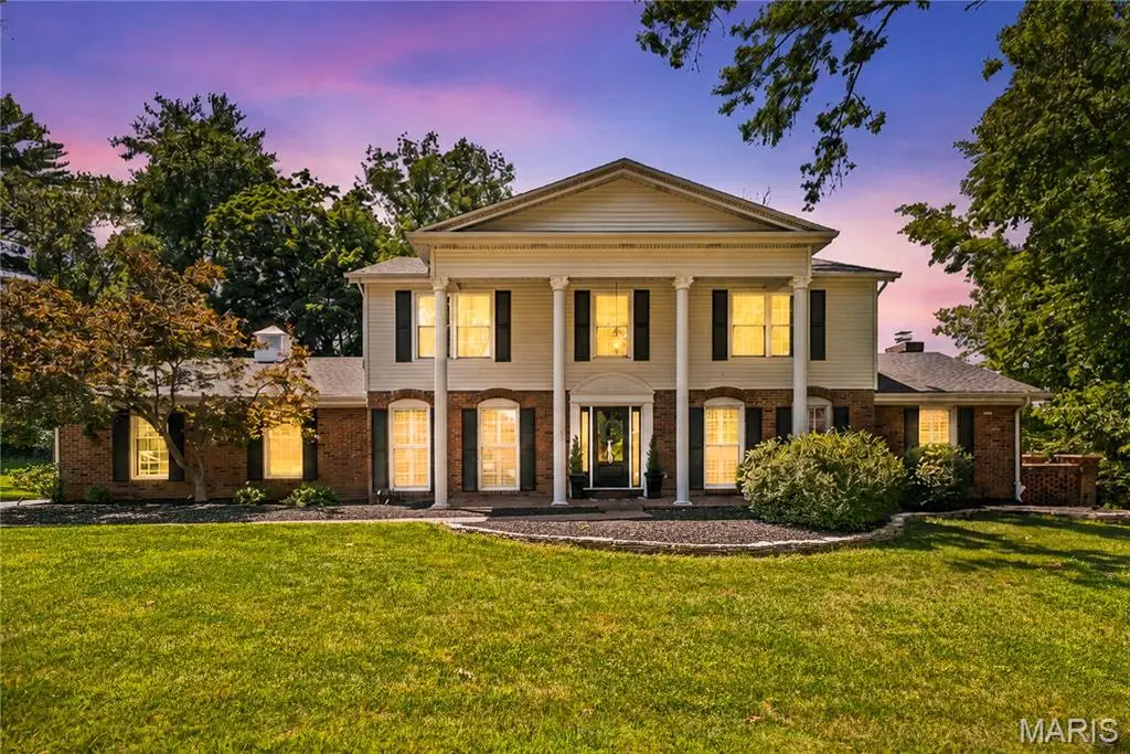607 Lampadaire Drive, Creve Coeur, MO 63141 - #1