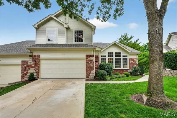 863 Stone Meadow Drive, Chesterfield, MO 63005