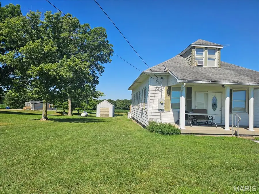 4511 Chester Road, Chester, IL 62233 - #2
