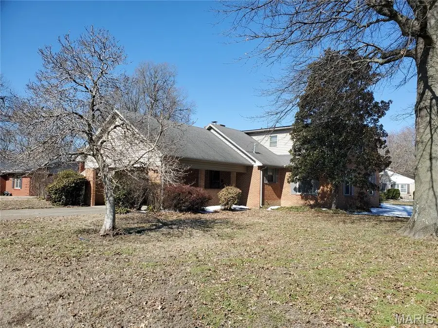 100 N Clayton Street, Charleston, MO 63834 - #2