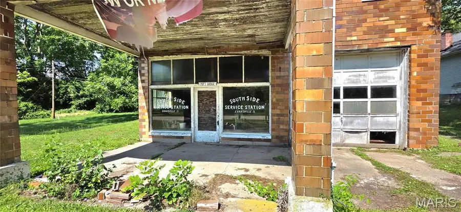 411 Church Street, Evansville, IL 62242 - #3