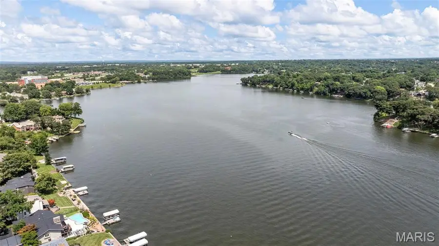 110 Antoinette Terrace, Lake Saint Louis, MO 63367 - #2