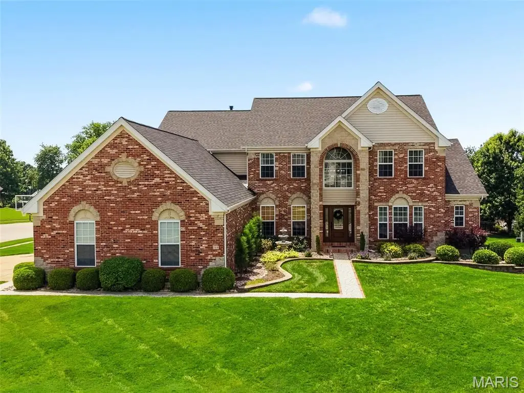 208 Kings Mill Court, Dardenne Prairie, MO 63368 - #1