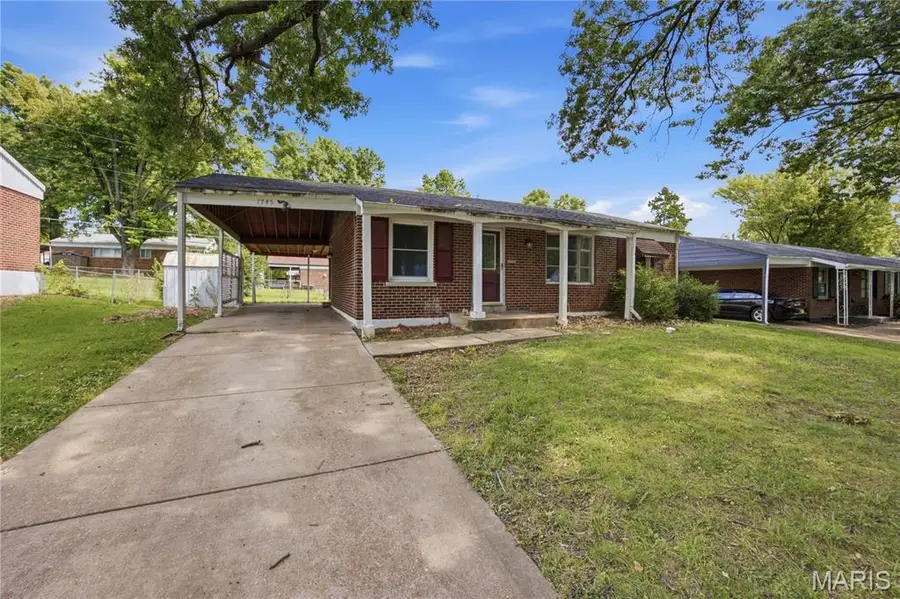 1745 Foley Drive, Saint Louis, MO 63136 - #3