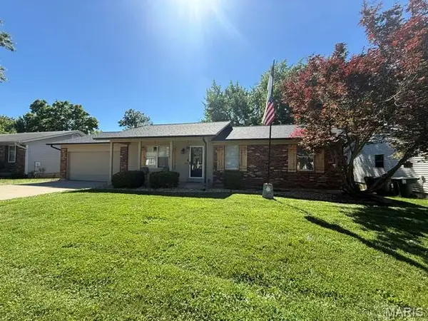 126 Del Oro Drive, St Peters, MO 63376