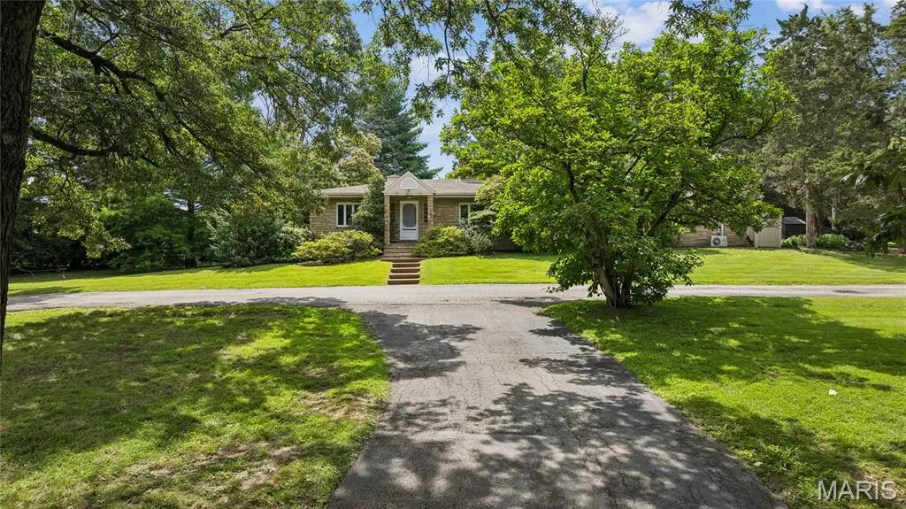 7 Clayton Terrace, Frontenac, MO 63131 - #1