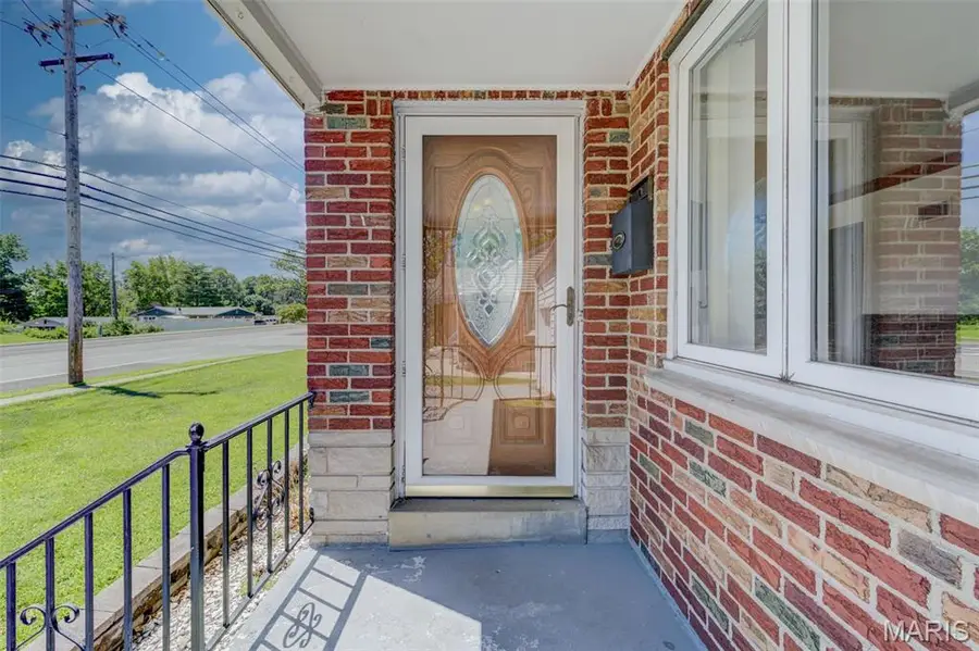 8351 S Laclede Station Road, Saint Louis, MO 63123 - #3