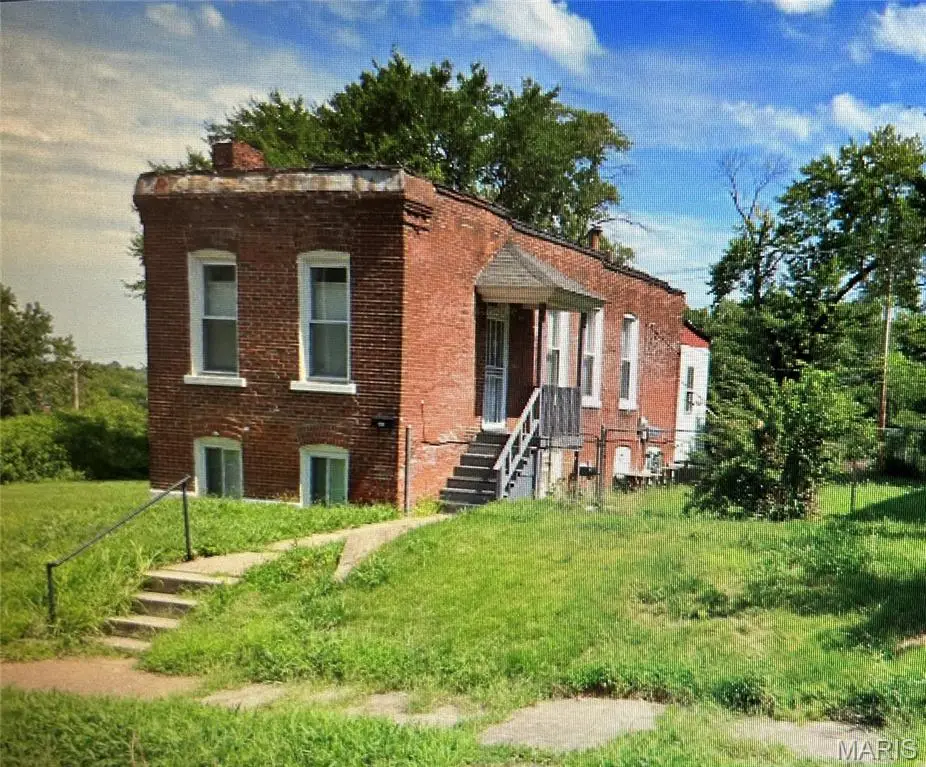 4463 Bessie Avenue, Saint Louis, MO 63115 - #1