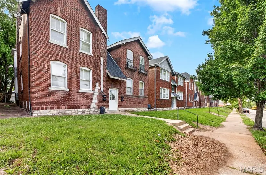 4726 S Grand Boulevard, Saint Louis, MO 63111 - #2