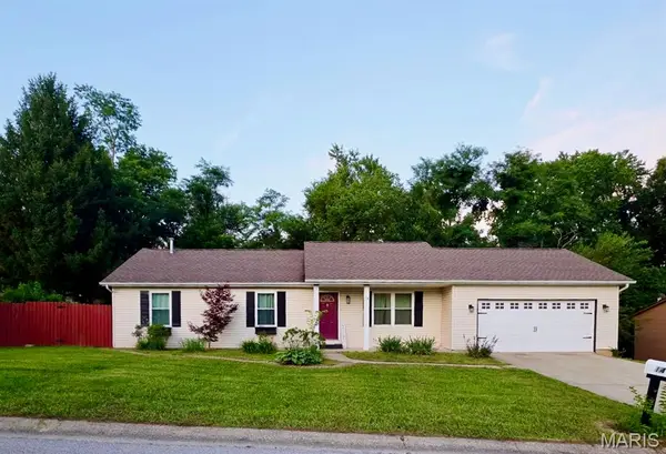 14 Innsbruck Lane, Belleville, IL 62221