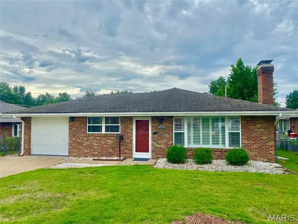 9108 Brownridge Drive, Overland, MO 63114