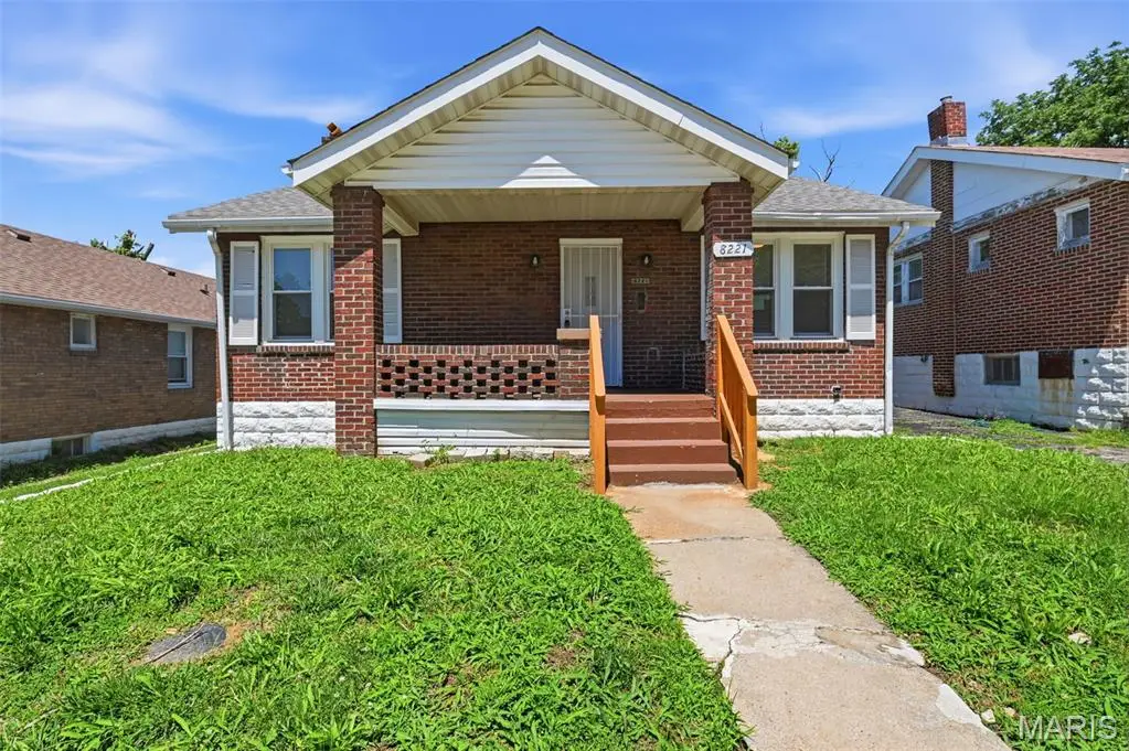 8221 Toddy Avenue, Saint John, MO 63114 - #1
