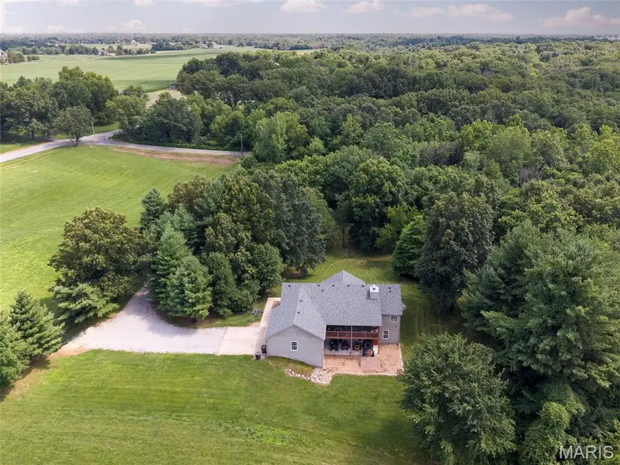 8125 E Mick Road, Edwardsville, IL 62025 - #3