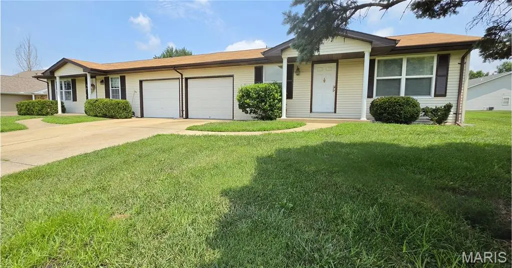 35 A&B Fox Meadow Lane, Glen Carbon, IL 62034 - #1