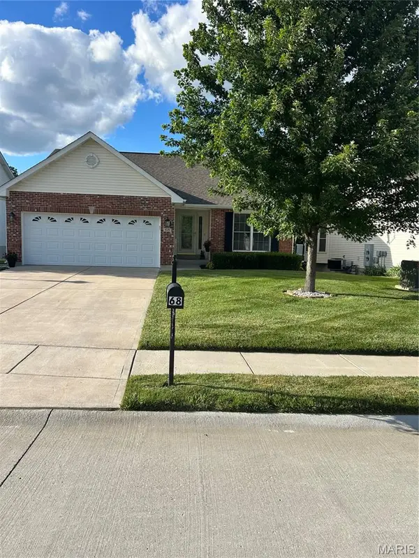68 Coppergate Court #16A, St Peters, MO 63376