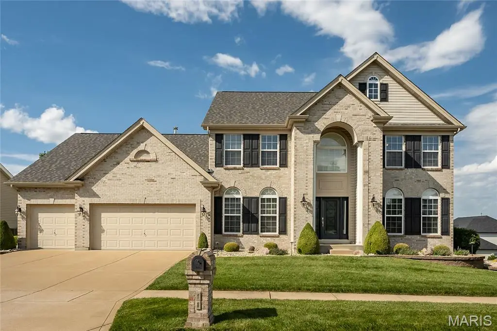 18 Kings Crossing Court, Saint Louis, MO 63129 - #1