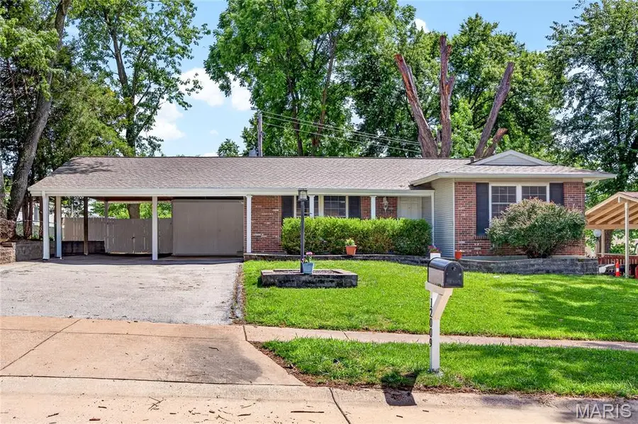 12009 Quality Lane, Maryland Heights, MO 63043 - #2