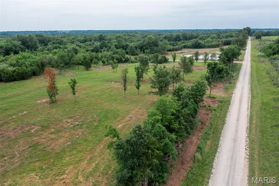 7 Halyon Estates, Perry, MO 63462 - #3