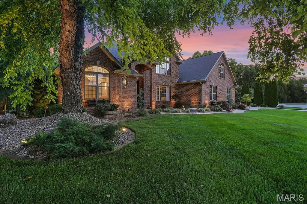 1116 Far Oaks Drive, Caseyville, IL 62232 - #1