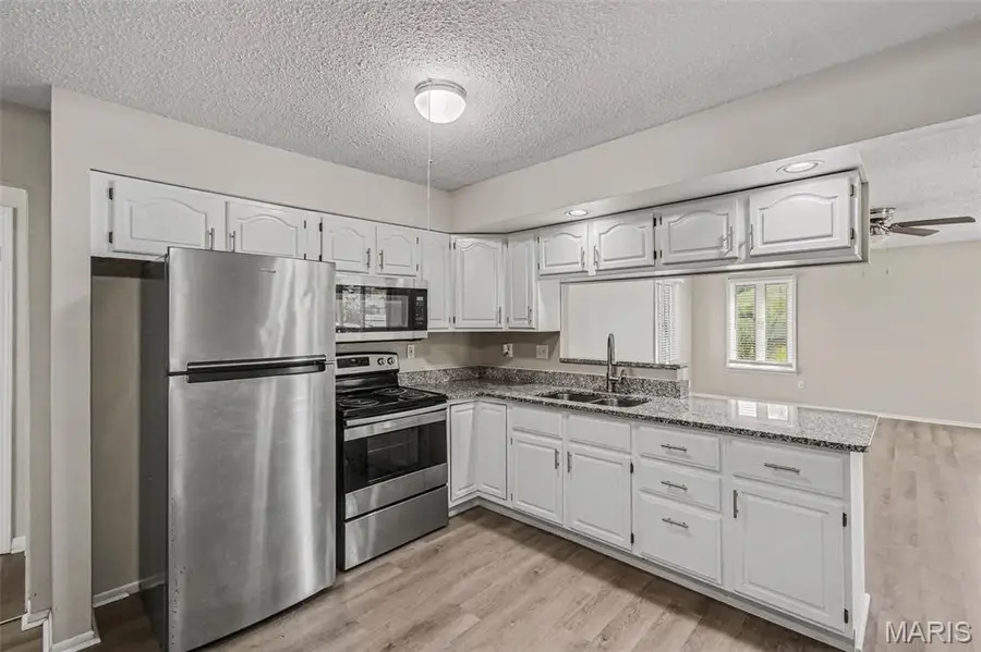 250 Monterey Drive, Florissant, MO 63031 - #2