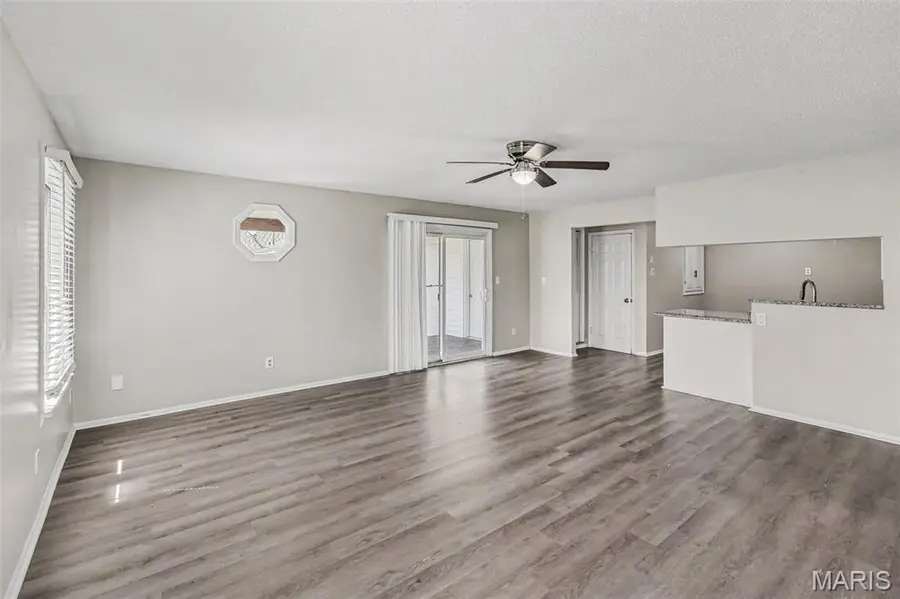 250 Monterey Drive, Florissant, MO 63031 - #3