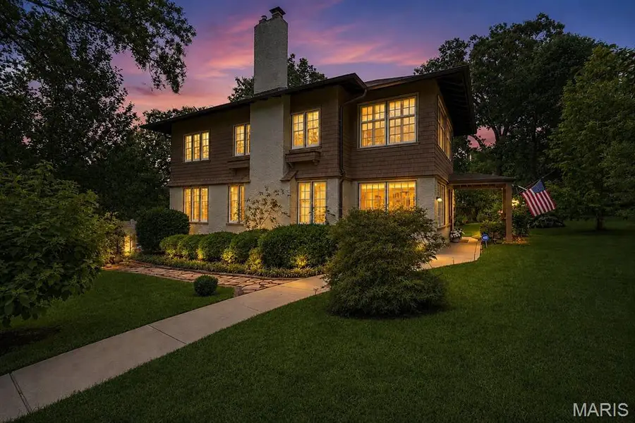 445 Algonquin Place, Webster Groves, MO 63119 - #2