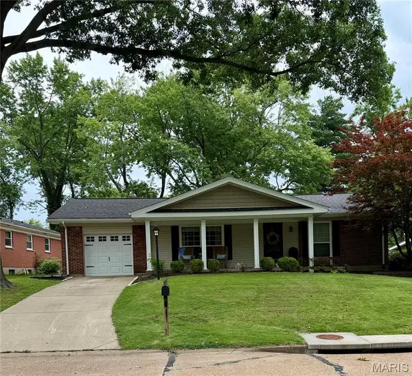 1200 Hudson Hills Drive, Ferguson, MO 63135