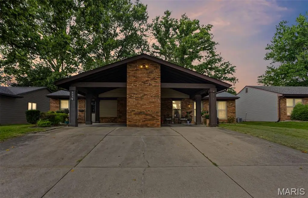809 White Oak Drive, Ofallon, IL 62269 - #1
