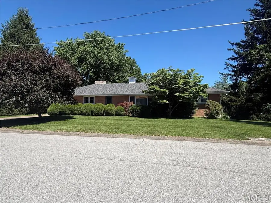 37 Holiday Drive, Hannibal, MO 63401 - #2
