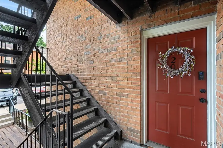 1932 Greenglen Drive #203, Kirkwood, MO 63122 - #2