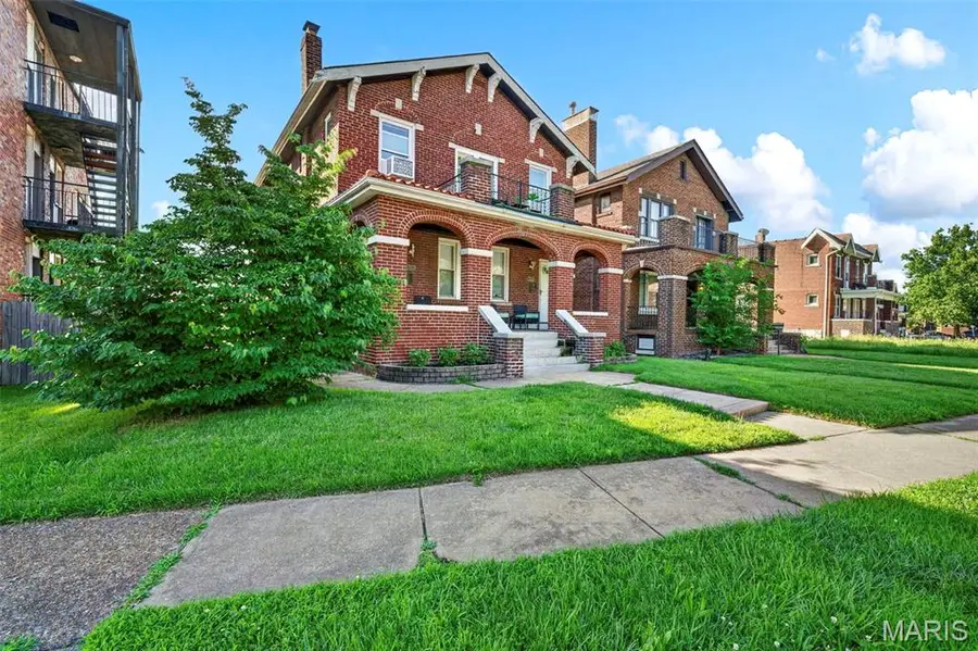 4200 Lawn Avenue, Saint Louis, MO 63109 - #3