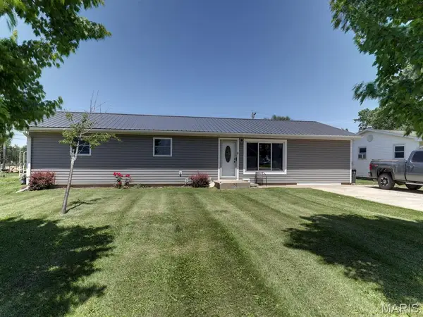 930 W Cedar Street, Kahoka, MO 63445