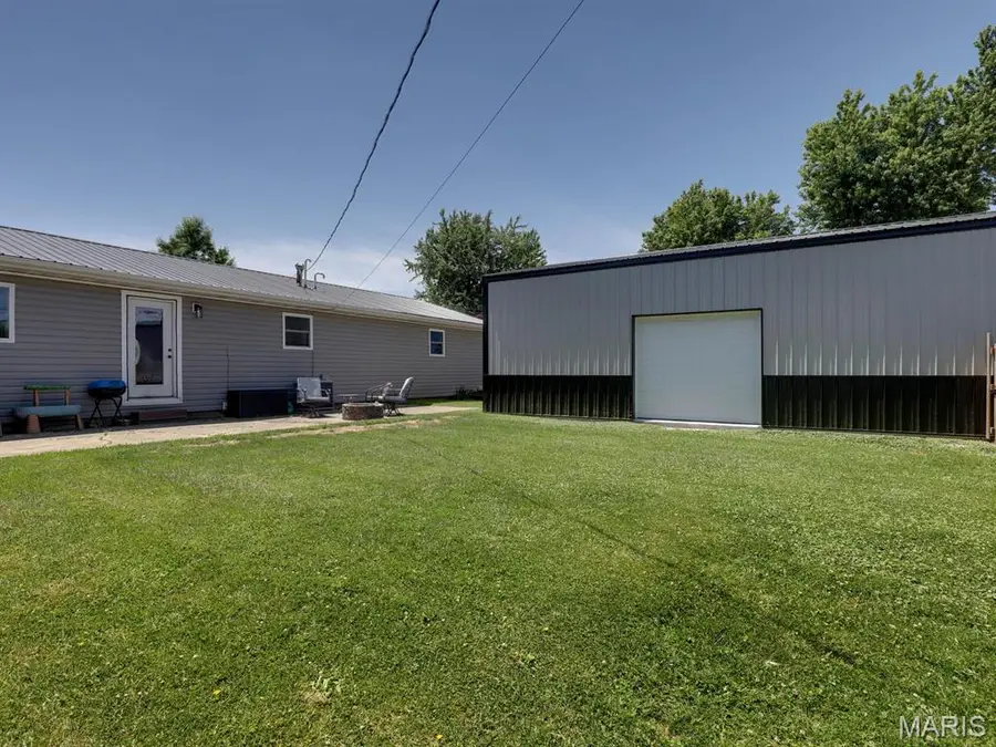930 W Cedar Street, Kahoka, MO 63445 - #3