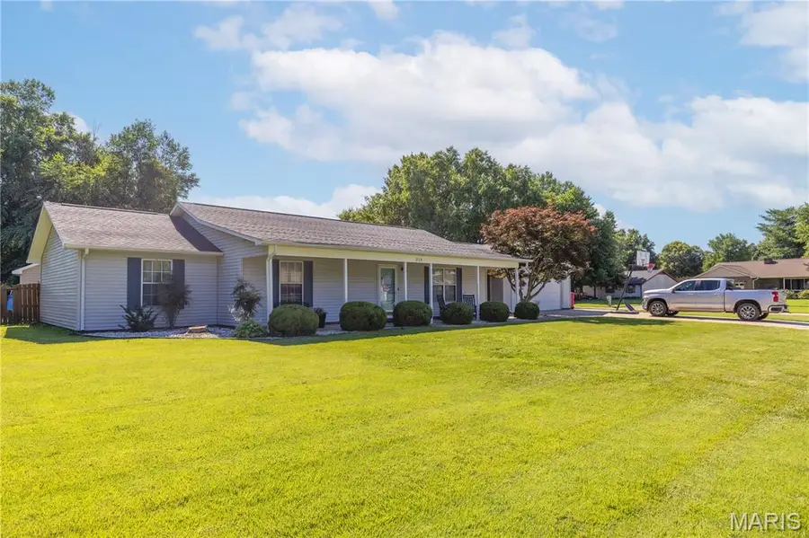 212 Foust Drive, Sikeston, MO 63801 - #2