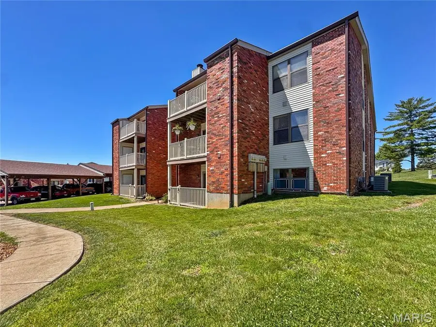 11 Meadow Ridge #D, Columbia, IL 62236 - #3