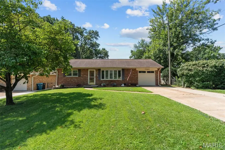 10954 Vargas Drive, Saint Louis, MO 63123 - #2