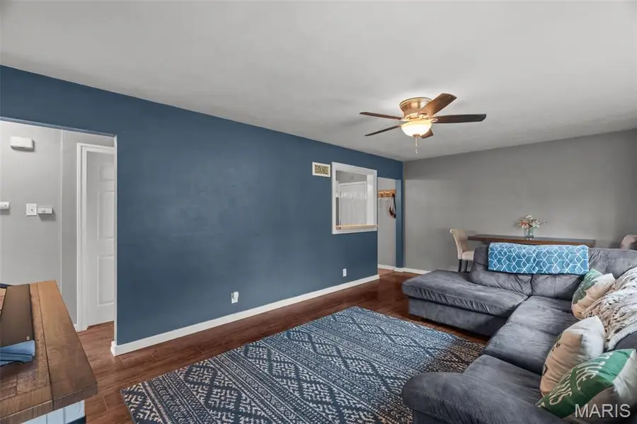 10954 Vargas Drive, Saint Louis, MO 63123 - #3