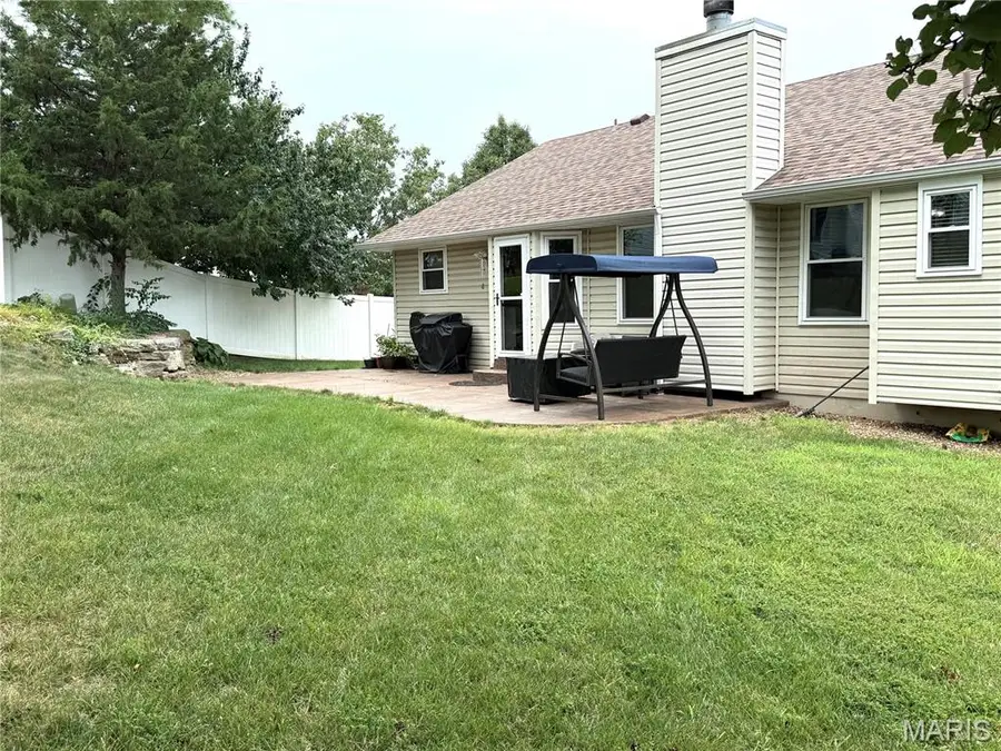 174 Stage Coach Landing Drive, Saint Peters, MO 63376 - #2