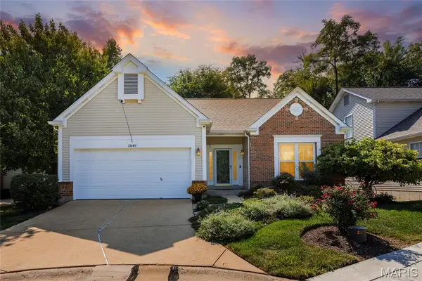 1049 Cambridge Way Drive, Chesterfield, MO 63017
