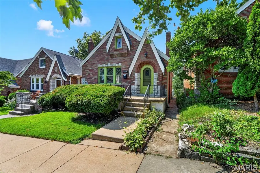 4056 Oleatha Avenue, Saint Louis, MO 63116 - #2