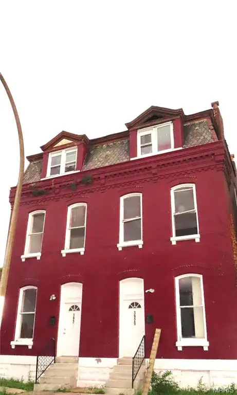 3927 N 21st Street, St Louis, MO 63107