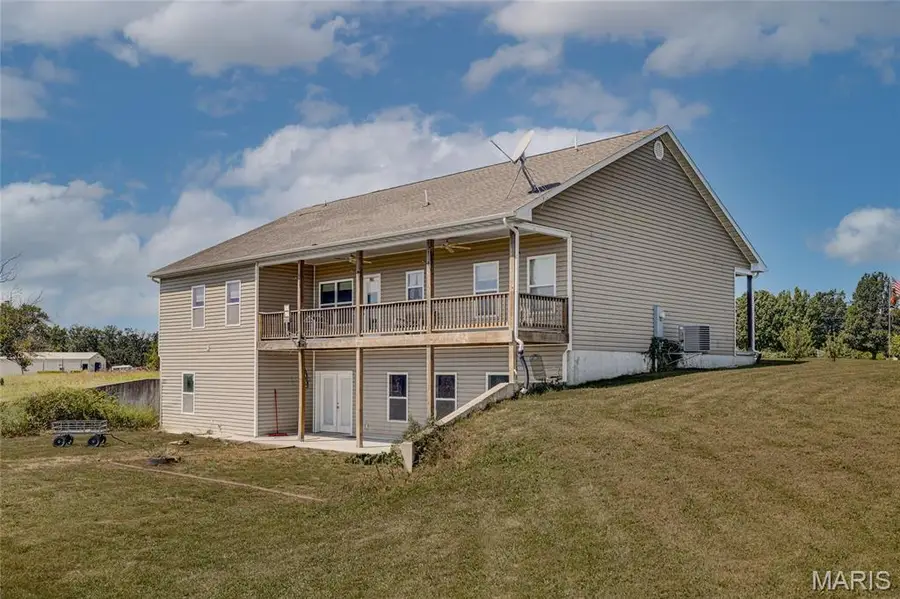 1042 Meadowbrook Court, Farmington, MO 63640 - #3