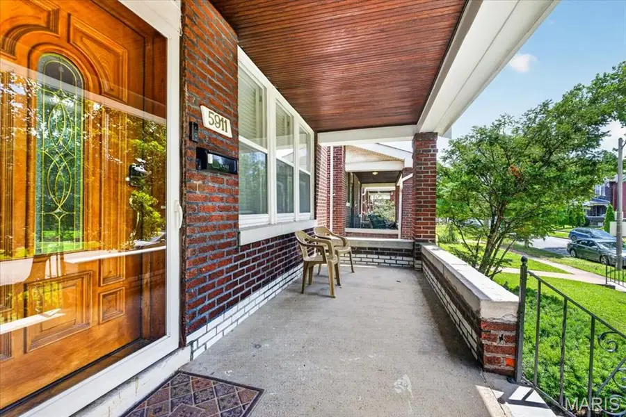 5911 Pershing Avenue, Saint Louis, MO 63112 - #3