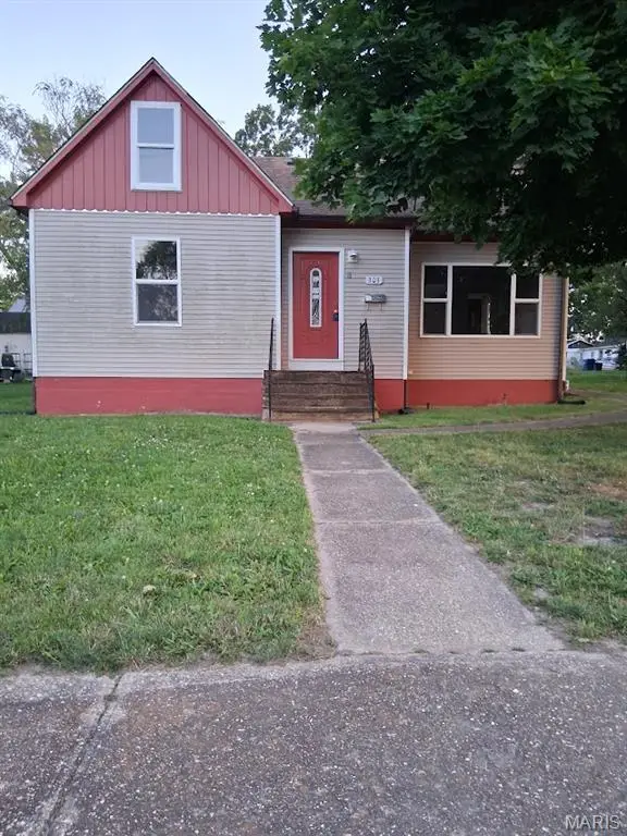 303 W 8th Street, Salem, MO 65560