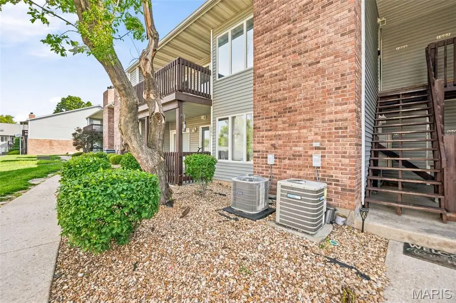 1008 King Drive #2D, Saint Charles, MO 63303 - #2