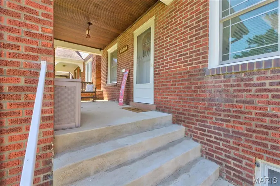 5342 Loughborough Avenue, Saint Louis, MO 63109 - #3